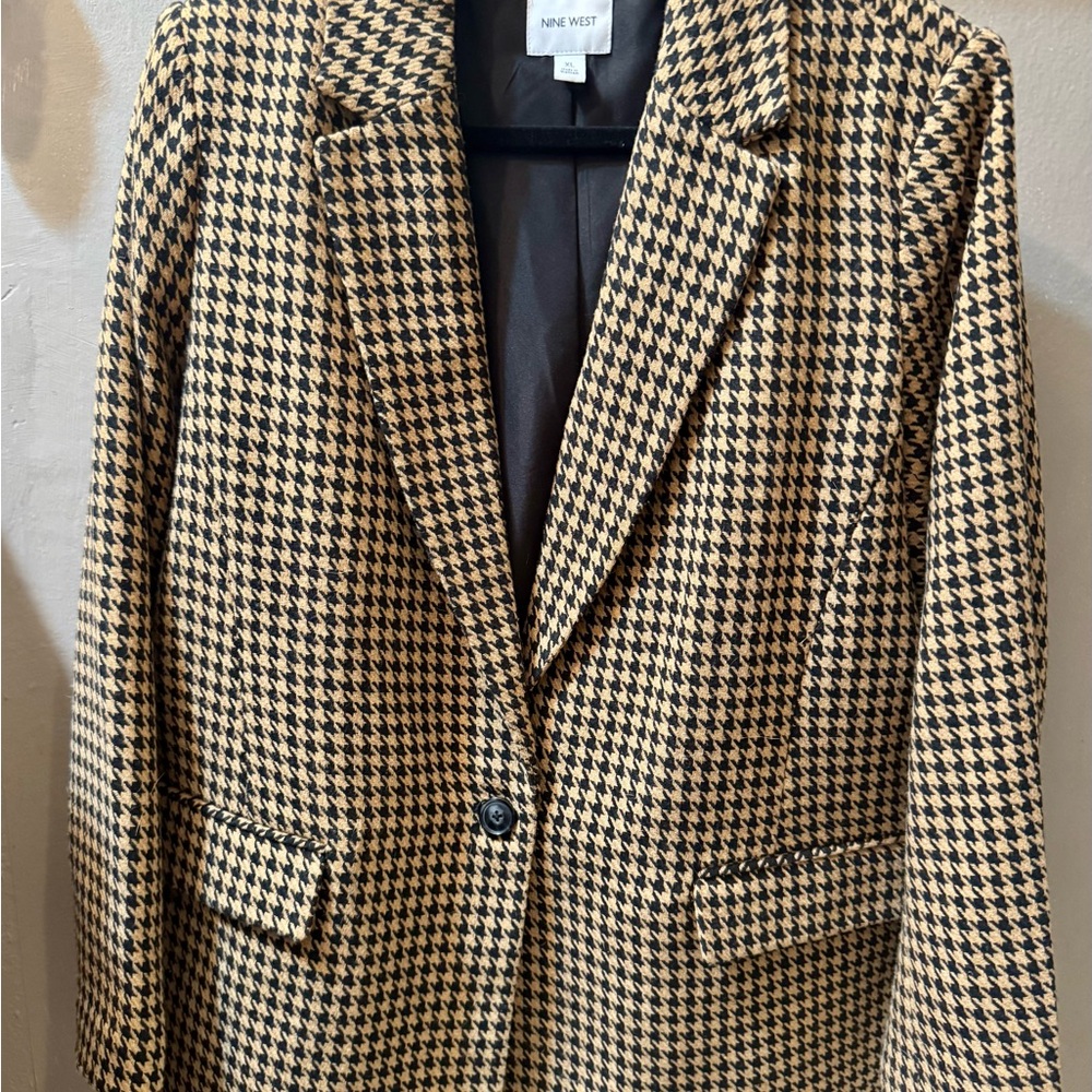 Nine West Classic Houndstooth Women’s Blazer